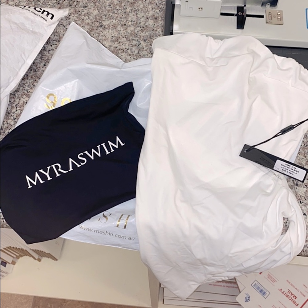 COPY - Myraswim. ALOE. WHITE